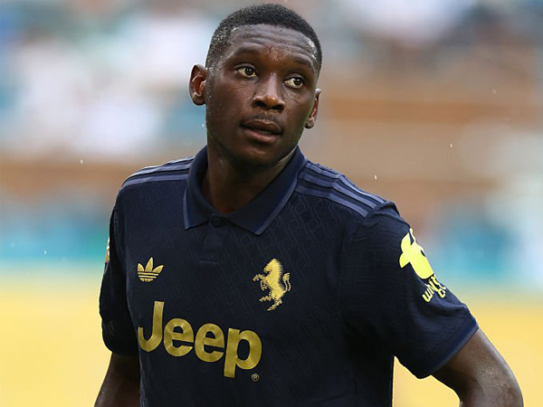 Newcastle Makin Gencar Kejar Randal Kolo Muani dari PSG
